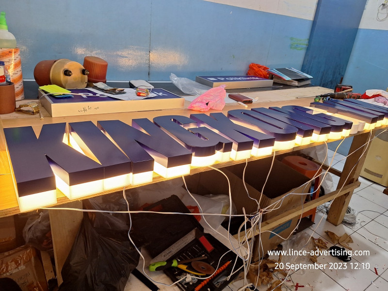 Letter Backlite