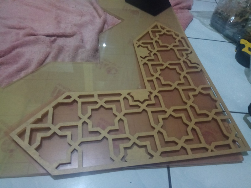 Cutting Laser Akrilik