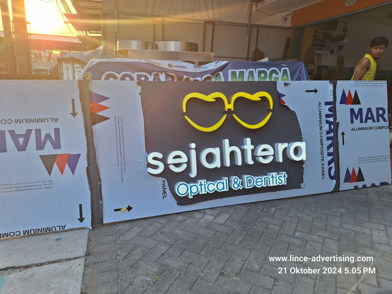 Letter Box Akrilik