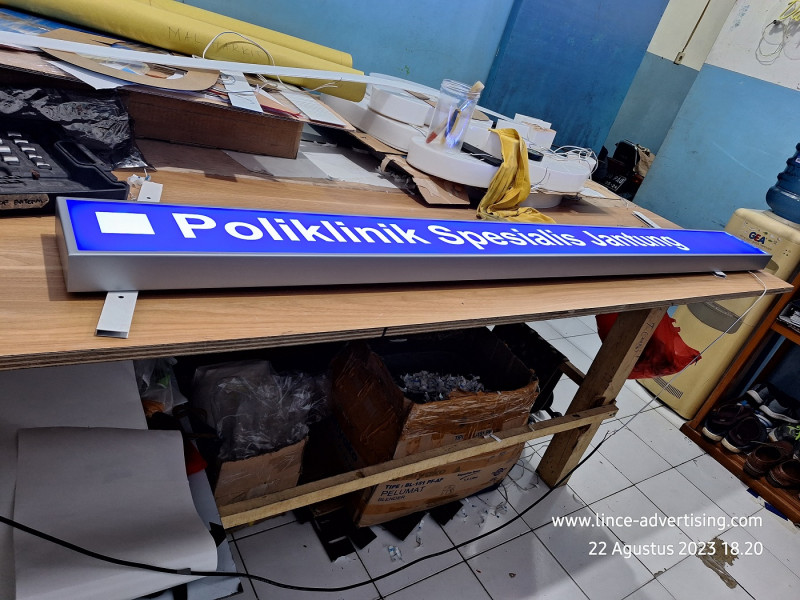 Akrilik Custom