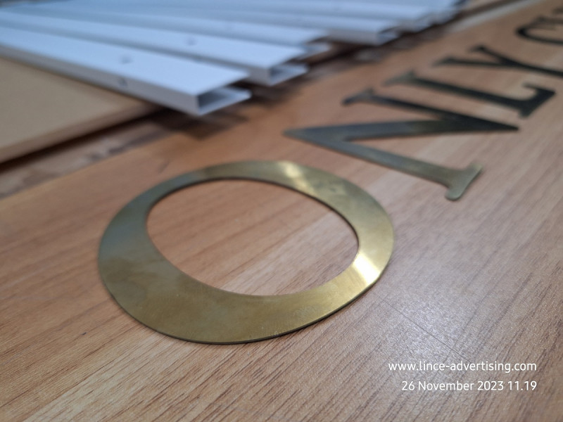 Cutting Laser Plat