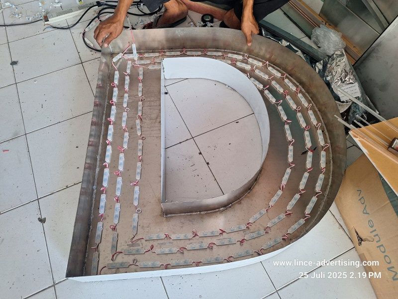 Letter Box Akrilik