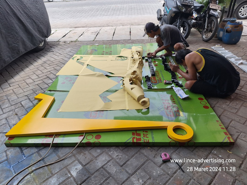 Billboard / Papan Nama