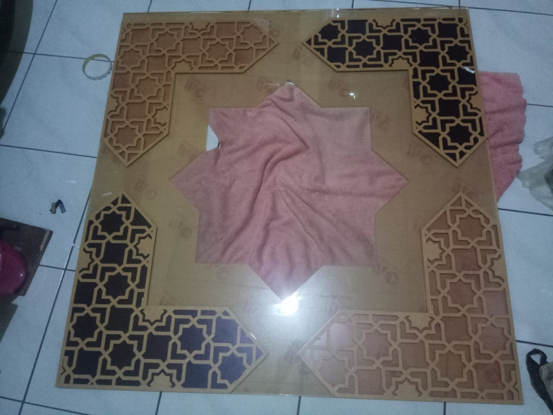 Cutting Laser Akrilik