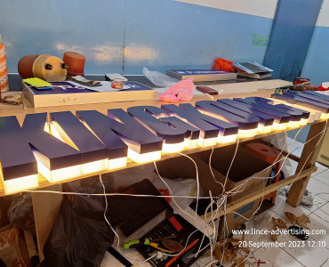 Letter Backlite