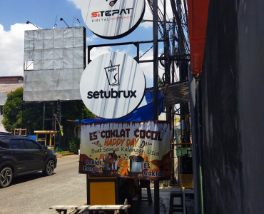 Neon Box Akrilik