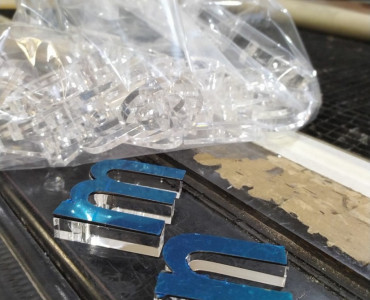 Cutting Laser Akrilik _ Plat Stainless Gold Mirror